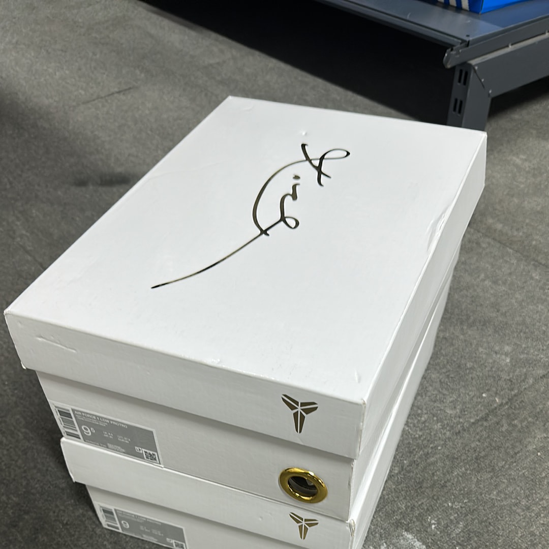 Kobe Bryant × Nike Air Force 1 Low Protro "Mamba Mentality"