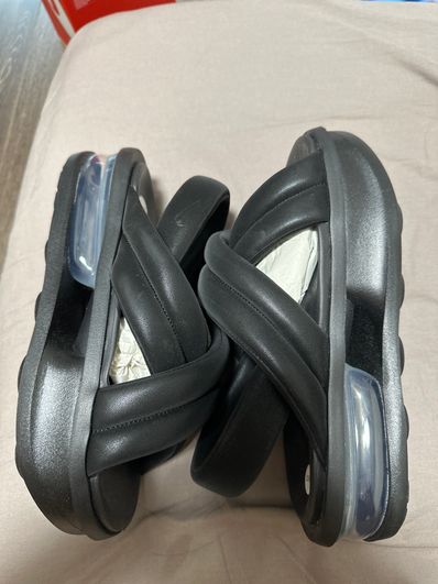 Nike Women's Air Max Isla Sandal "Black/Anthracite"