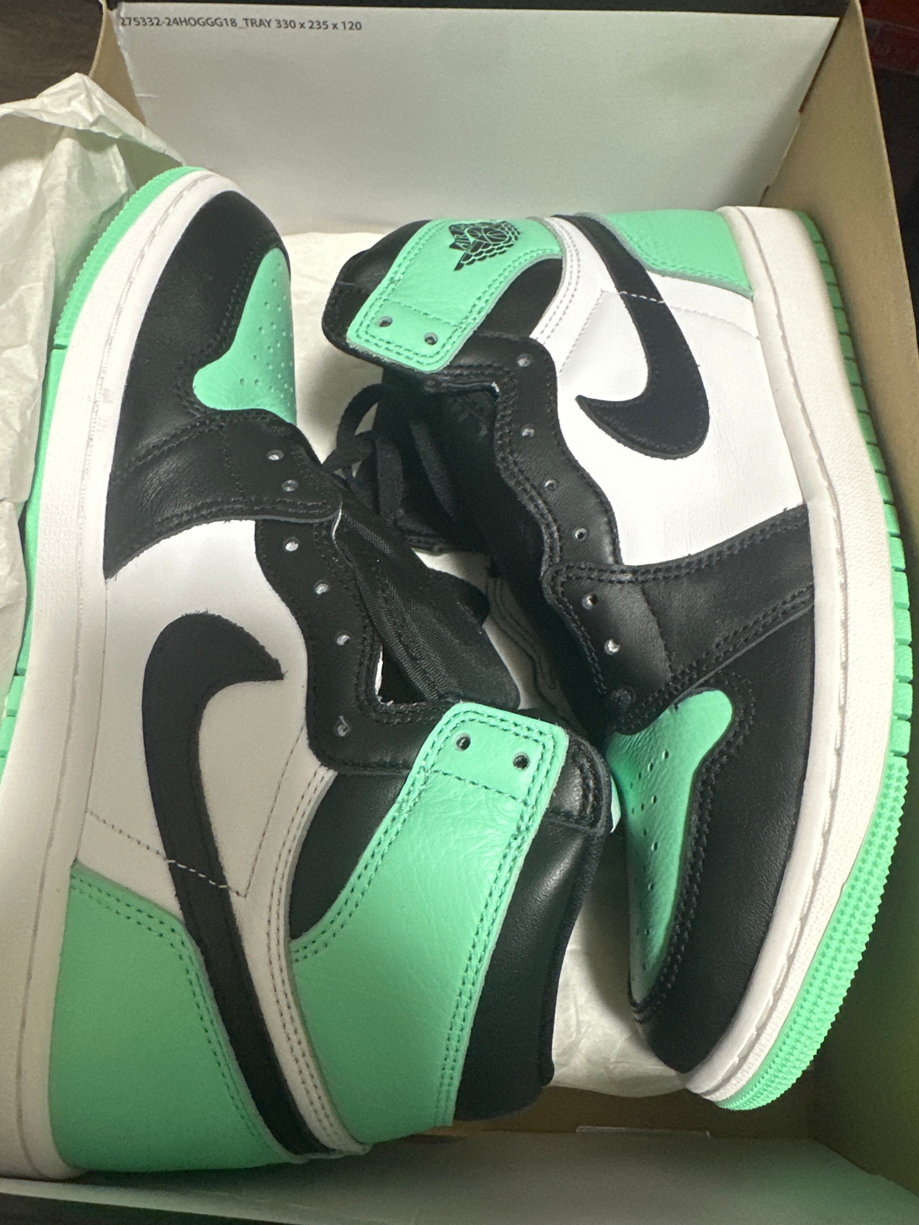 Nike Air Jordan 1 High OG "Green Glow"
