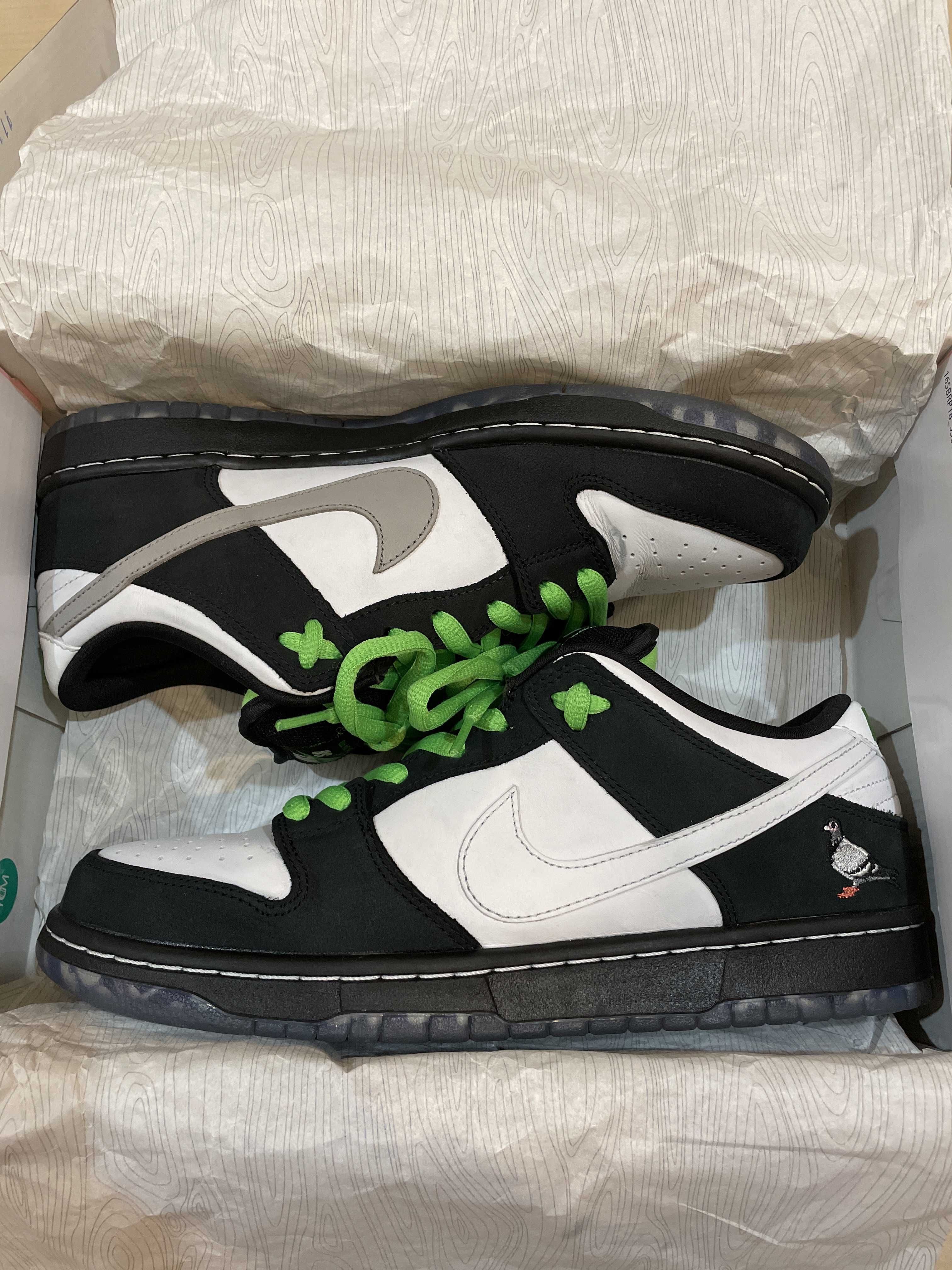 STAPLE × Nike SB Dunk Low "Pigeon Black/White"