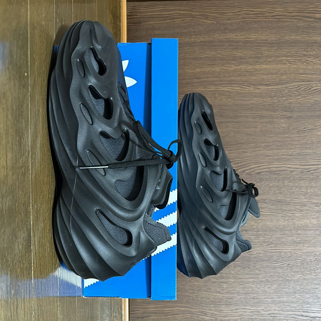 アディダス アディフォーム Q "コアブラック"