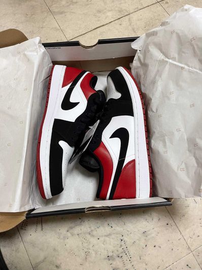 Nike Air Jordan 1 Low "Black Toe"