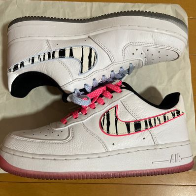 Nike Air Force 1 Low "White Tiger"