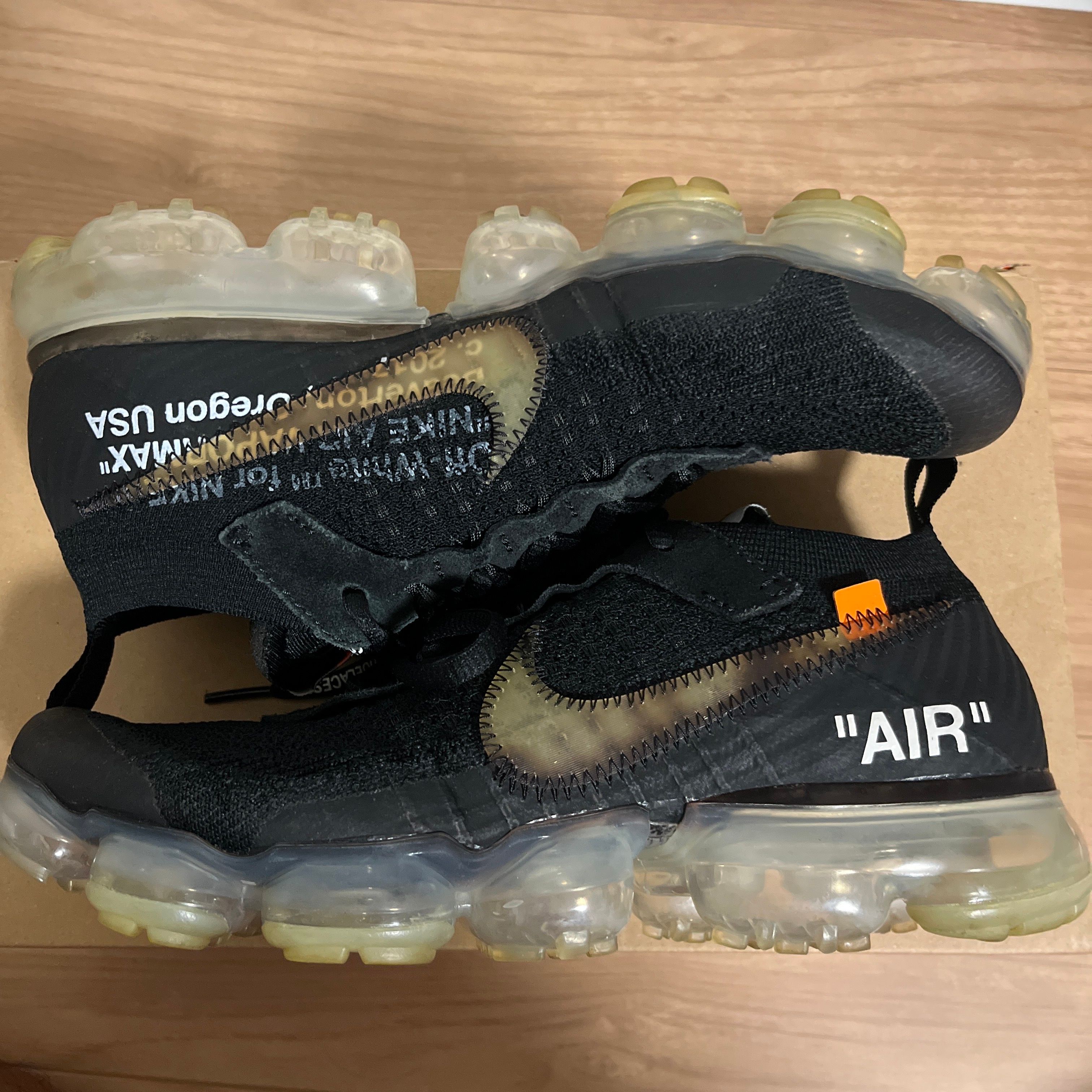 Off-White × Nike Air Vapormax "Black/Total Orange/Clear"