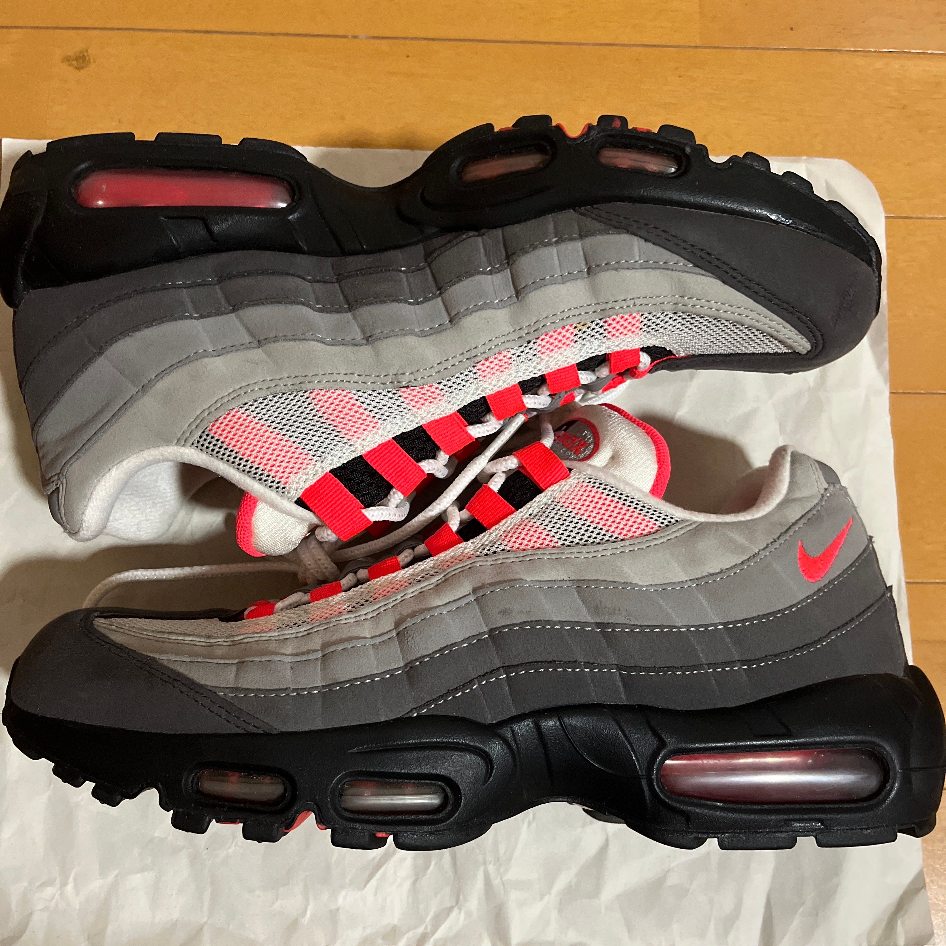 Nike Air Max 95 OG "White/Solar Red"
