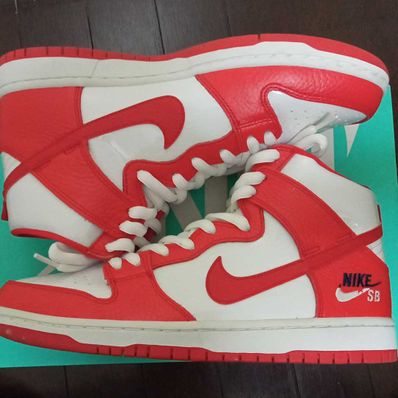 Nike SB Dunk High Pro Future Court "University Red"
