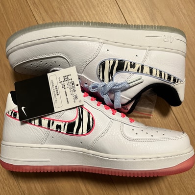 Nike Air Force 1 Low "White Tiger"