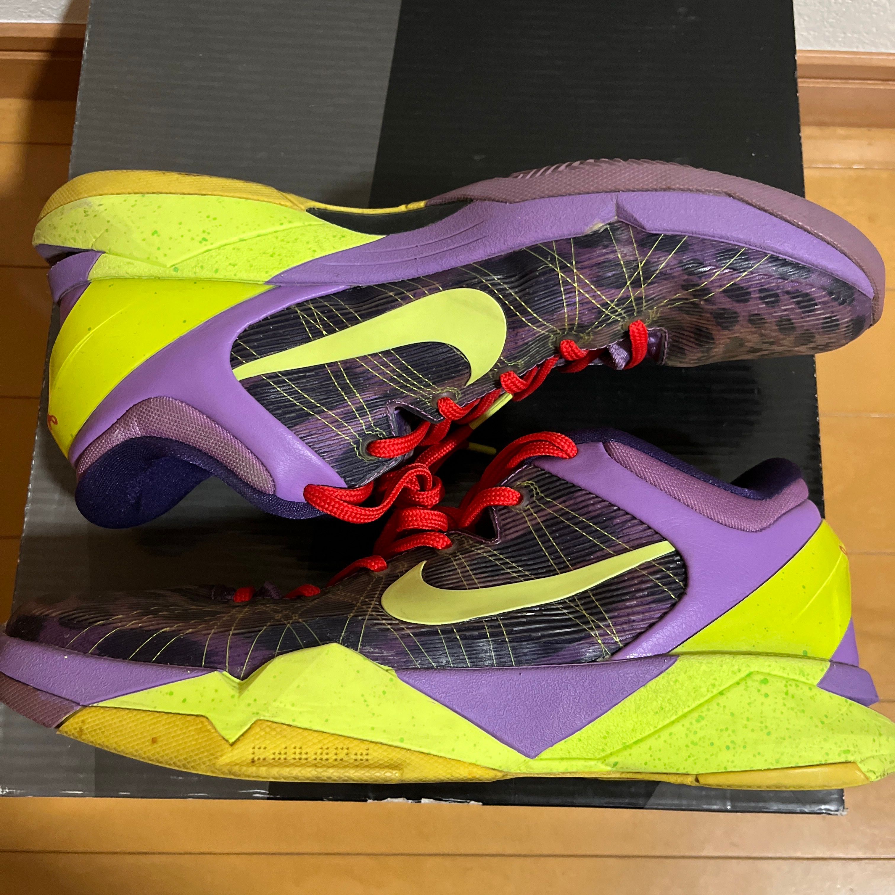 Nike Kobe 7 Christmas "Violet Pop"