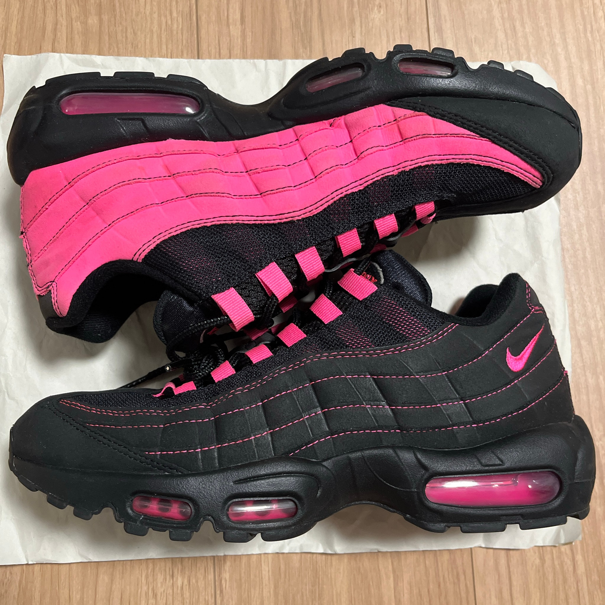 Nike Air Max 95 "Black/Pink"