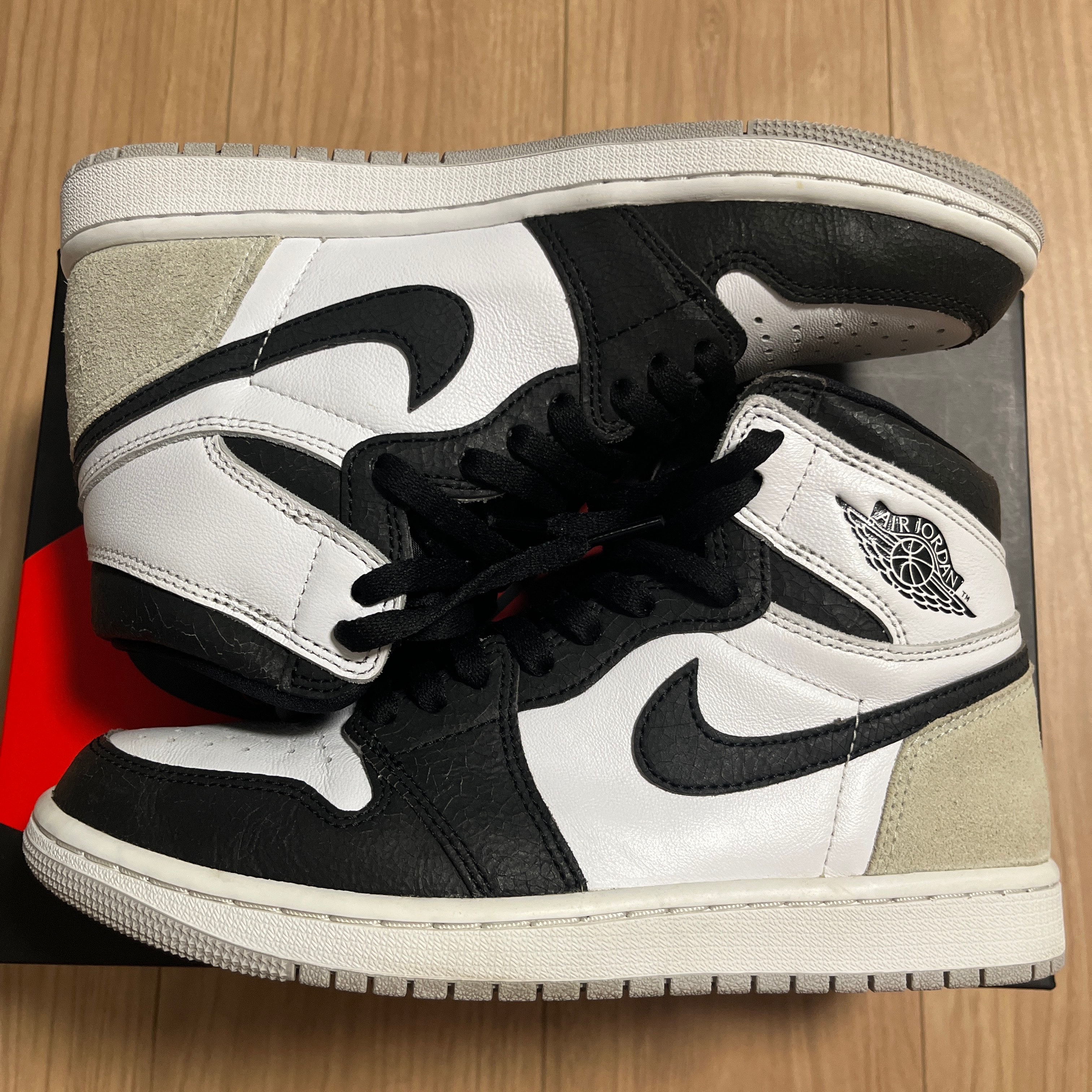 Nike Air Jordan 1 High OG "Bleached Coral"