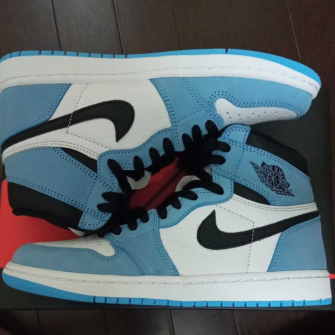 Nike Air Jordan 1 High OG "University Blue"