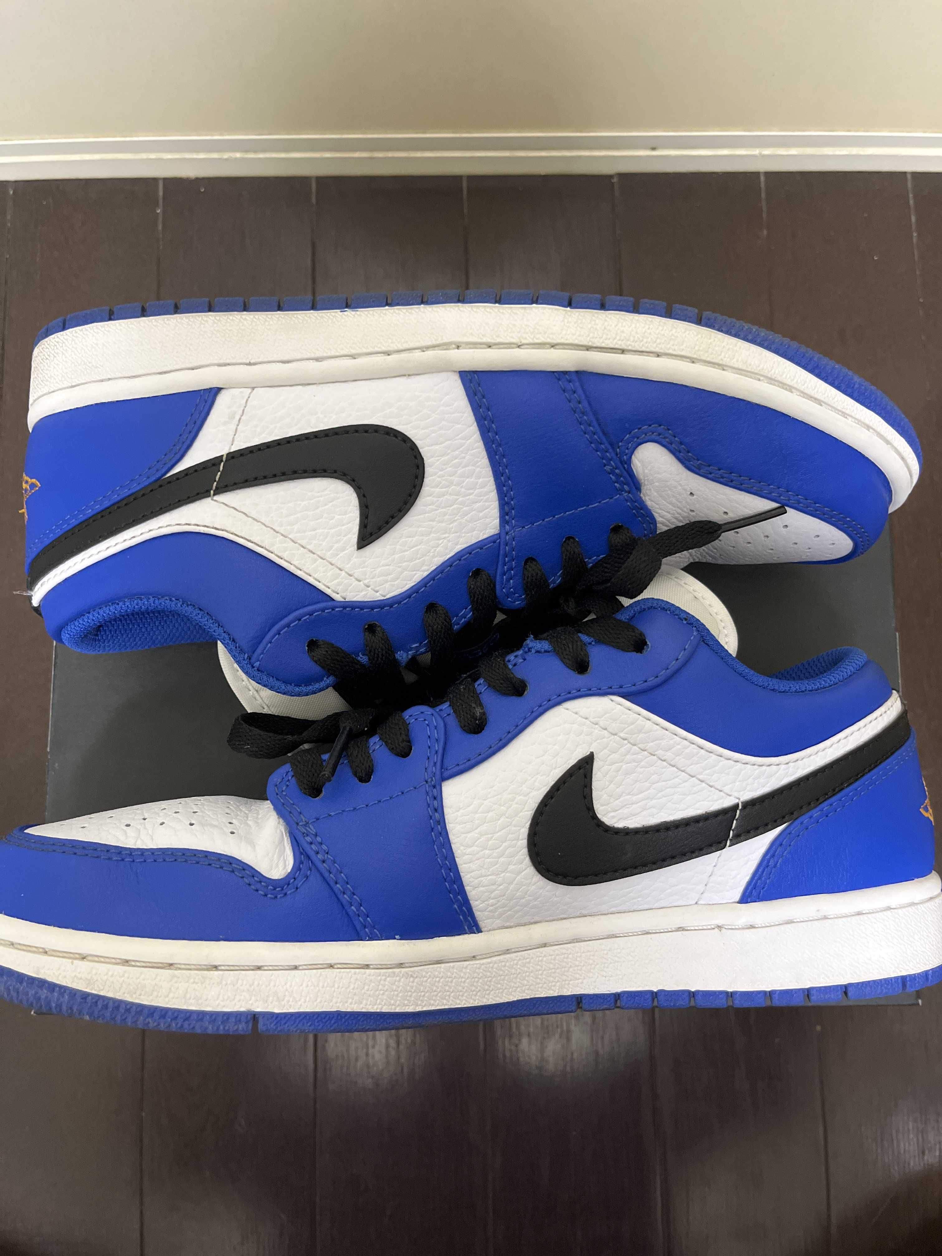 NIKE AIR JORDAN 1 LOW "WHITE/BLUE/ORANGE"