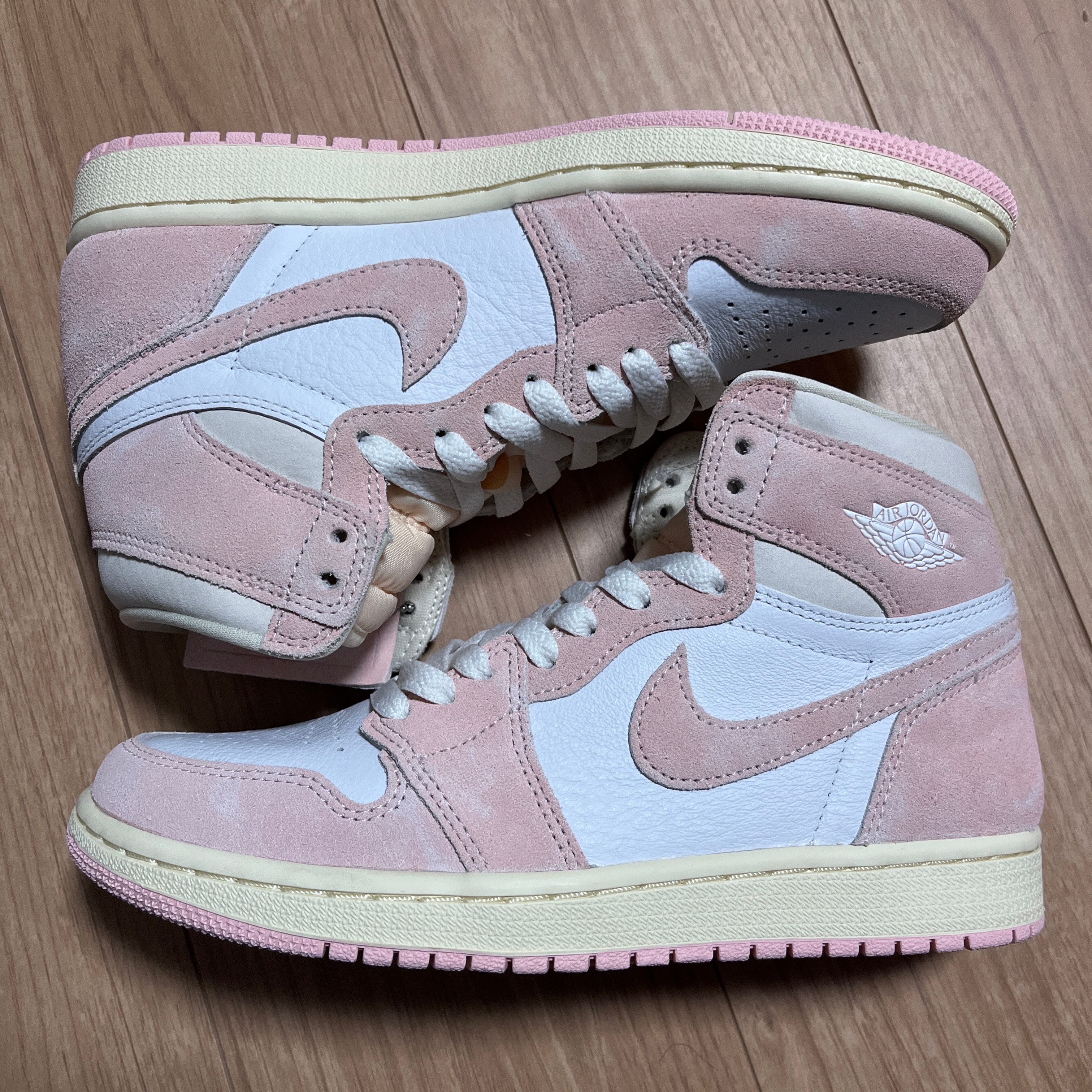 Nike Women's Air Jordan 1 Retro High OG "Washed Pink"