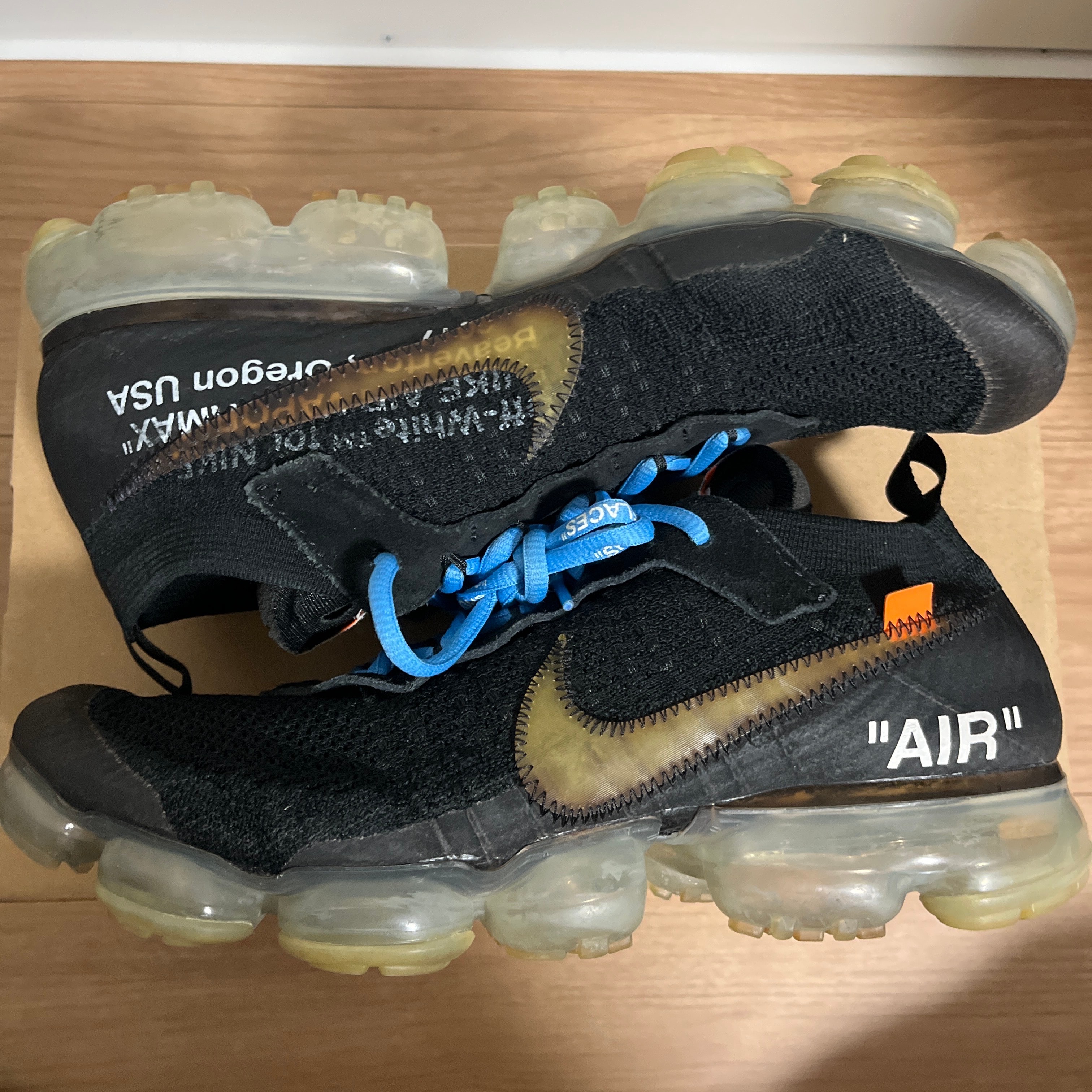 Off-White × Nike Air Vapormax "Black/Total Orange/Clear"