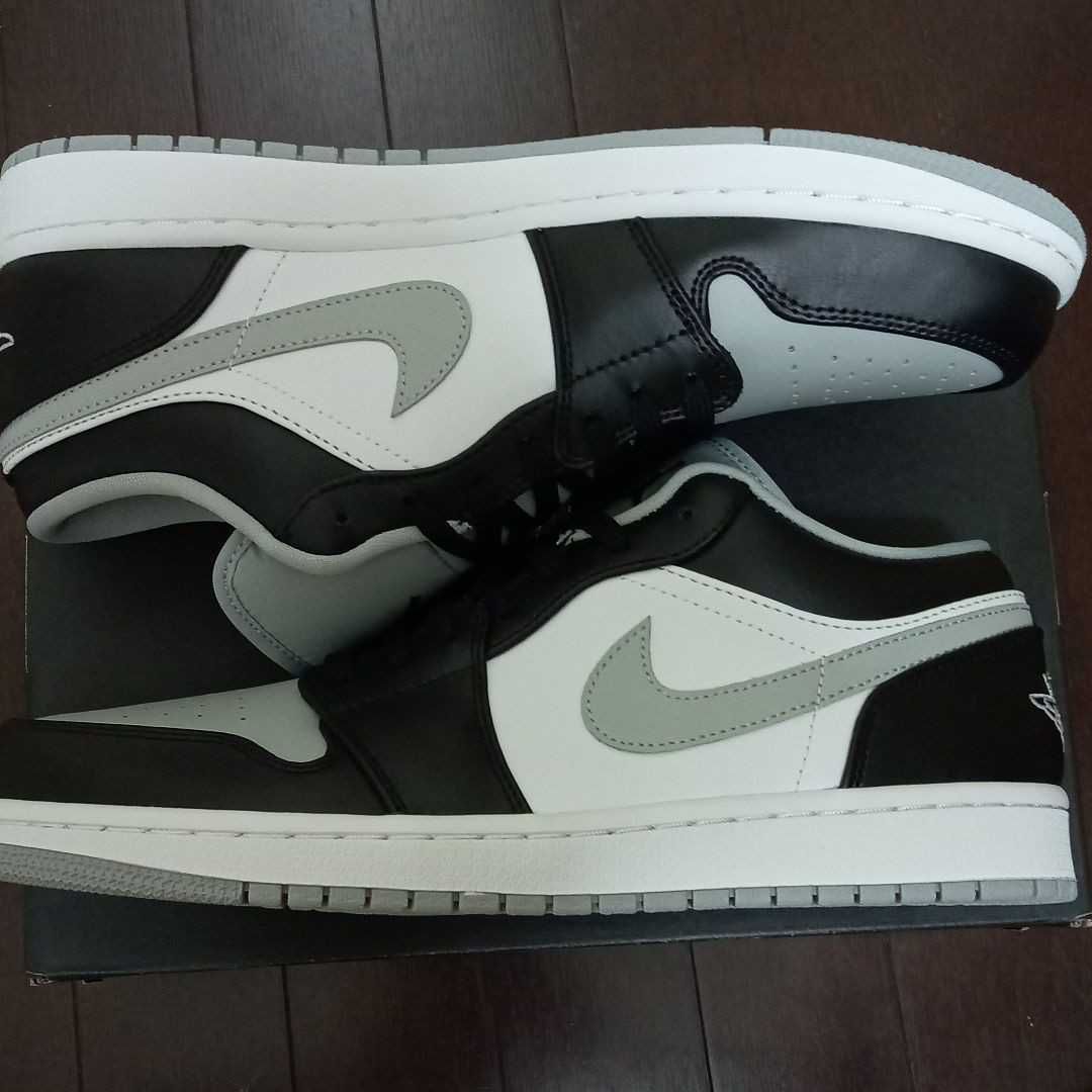 NIKE AIR JORDAN 1 LOW "BLACK/LIGHT SMOKE GREY"