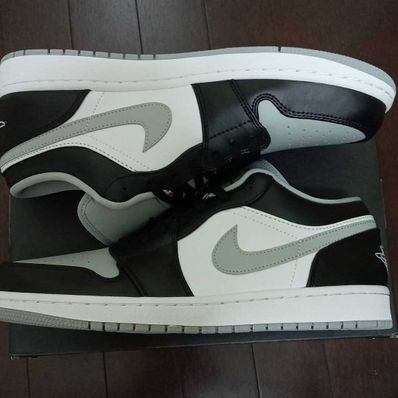 NIKE AIR JORDAN 1 LOW "BLACK/LIGHT SMOKE GREY"