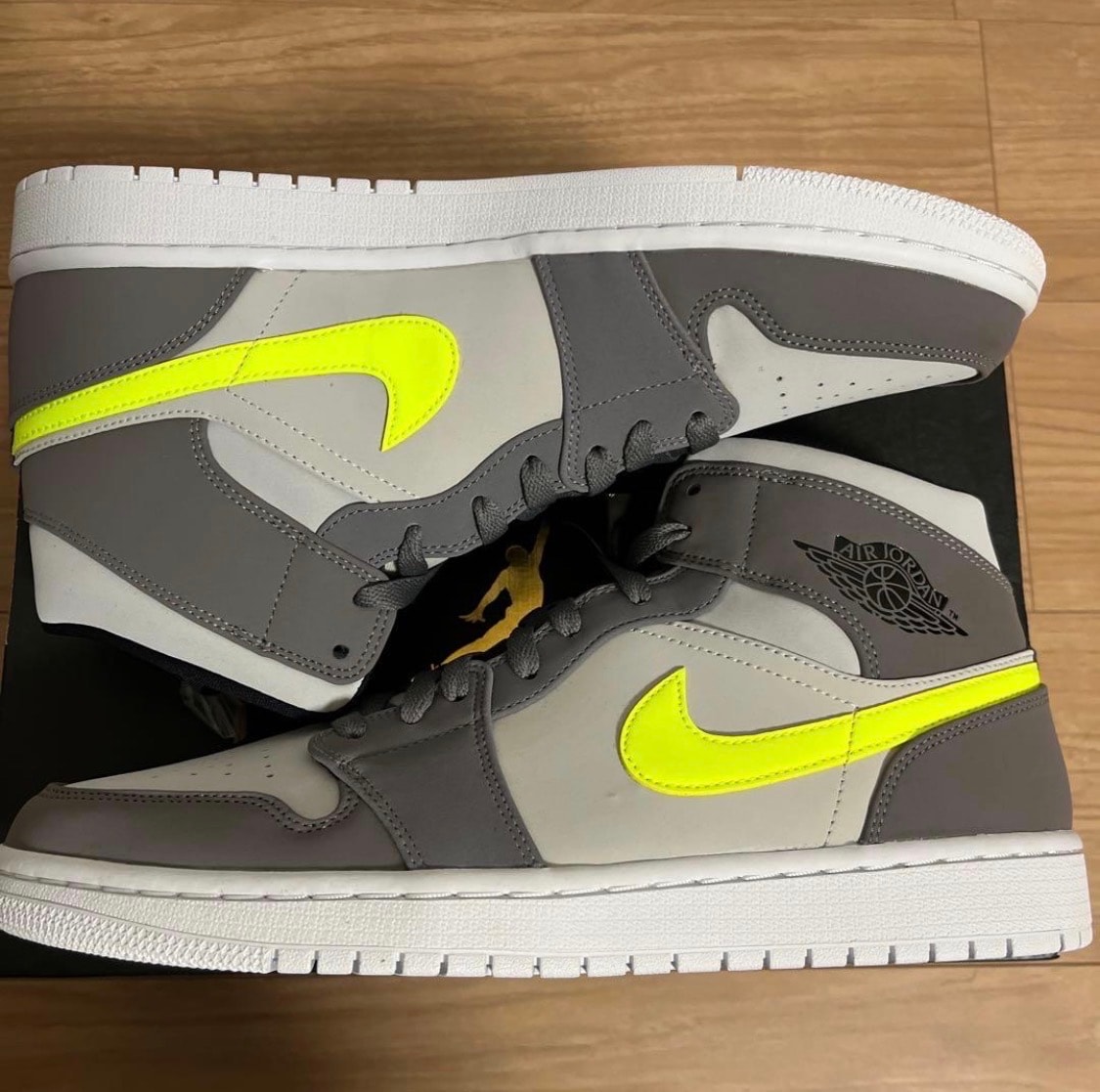 Nike Air Jordan 1 Mid "Gunsmoke Volt"