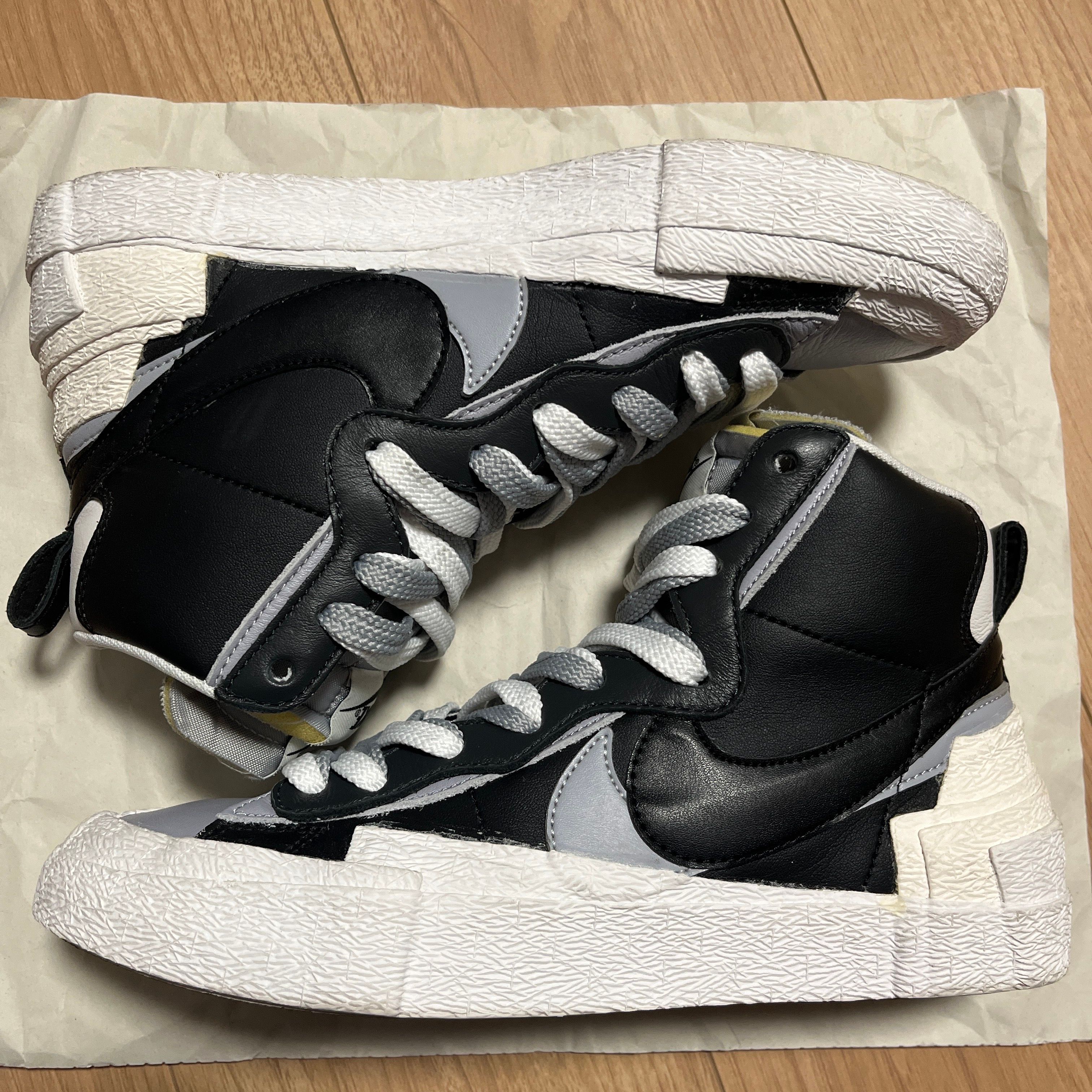 sacai × NIKE BLAZER MID "BLACK/WOLF GREY/WHITE"