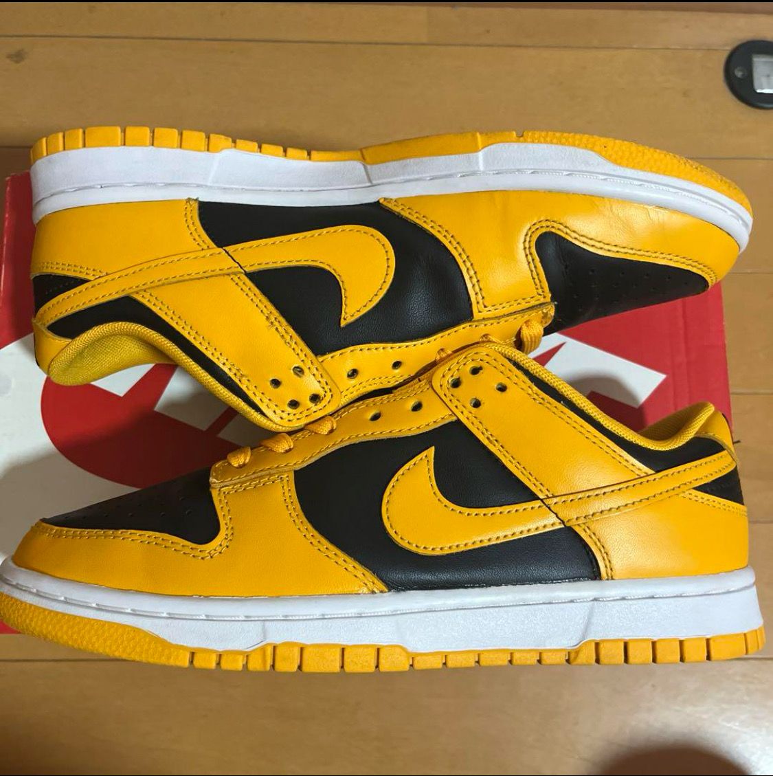 Nike Dunk Low "Championship Goldenrod"