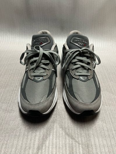 New Balance Women's 990V6 "Gray" (Heel NB Logo)
