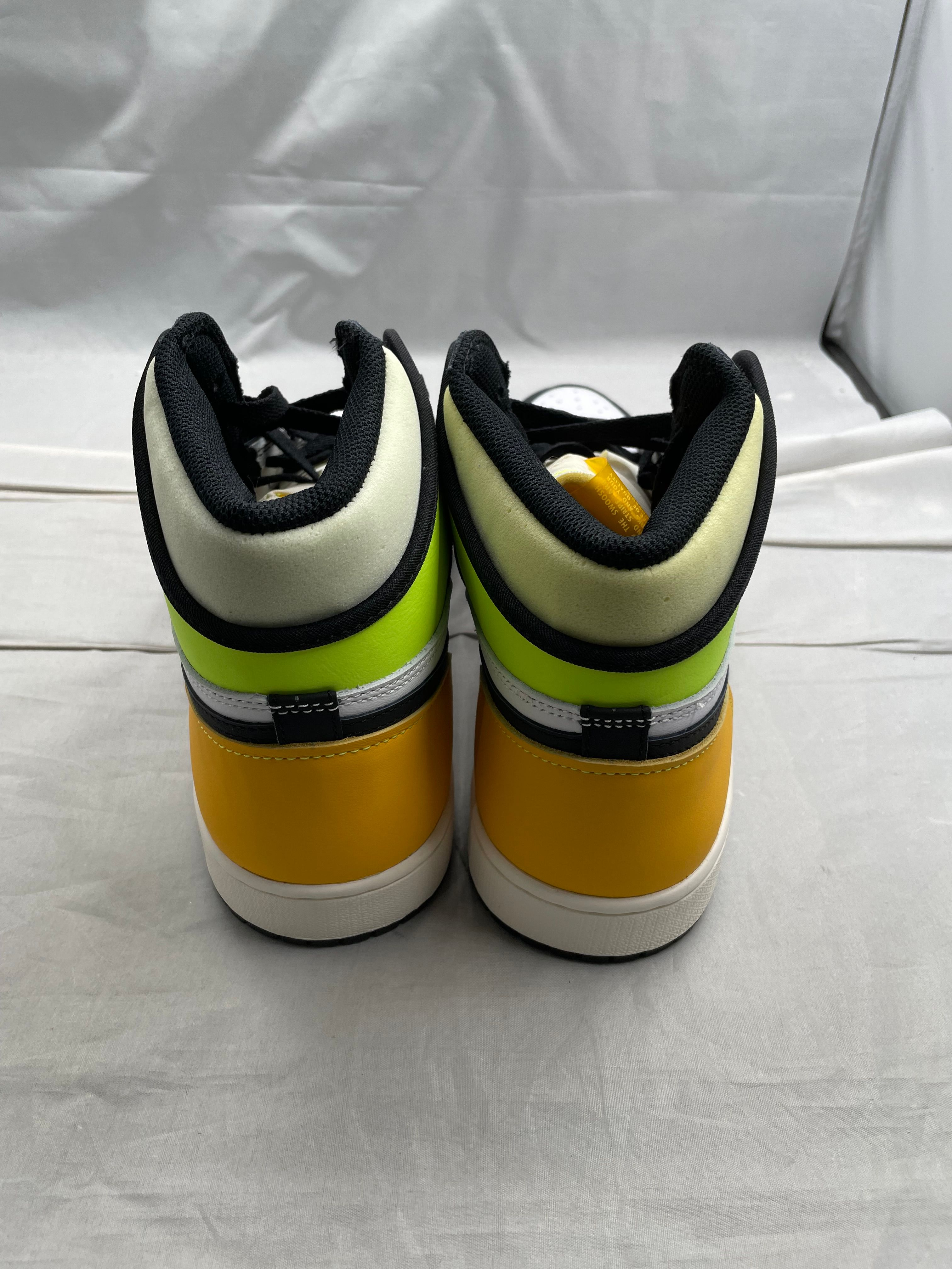 Nike Air Jordan 1 High OG "Volt Gold"