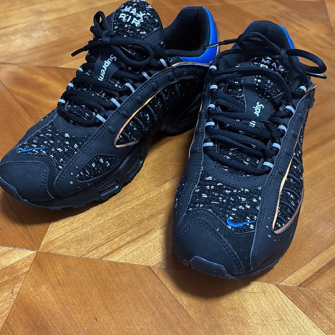 Supreme × Nike Air Max Tailwind 4 "Black"