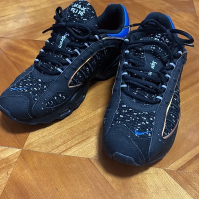 Supreme × Nike Air Max Tailwind 4 "Black"