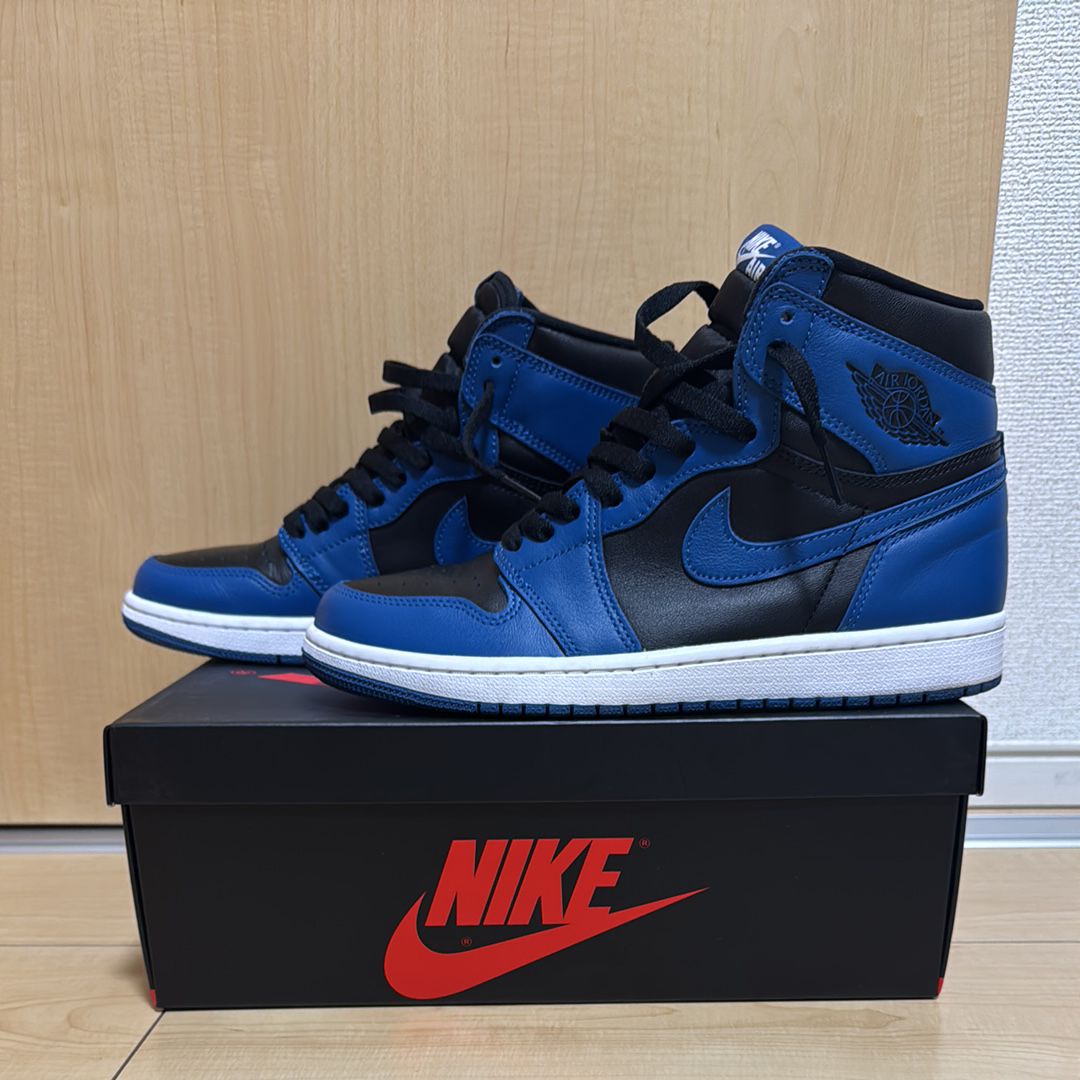 Nike Air Jordan 1 Retro High OG "Dark Marina Blue"