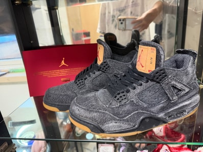 Nike × Levi's Air Jordan 4 "Black Denim" (Blank Tab)