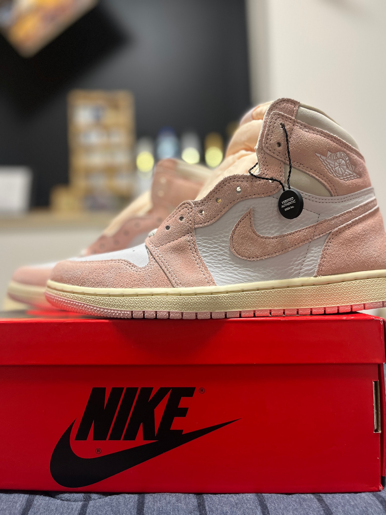 Nike Women's Air Jordan 1 Retro High OG "Washed Pink"