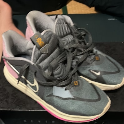 Nike Kyrie 5 Low "Iron/Wolf/Cool Gray/Coconut Milk"