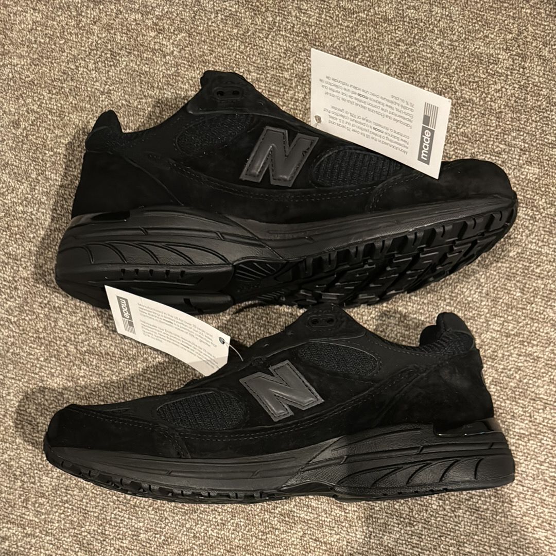 New Balance 993 "Triple Black"