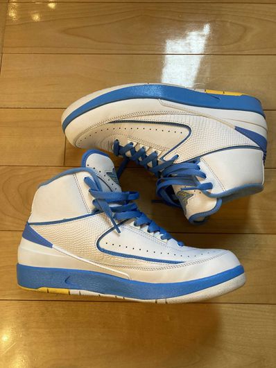 Nike Air Jordan 2 Retro Melo "White/Varsity Maize/University Blue" (2018)