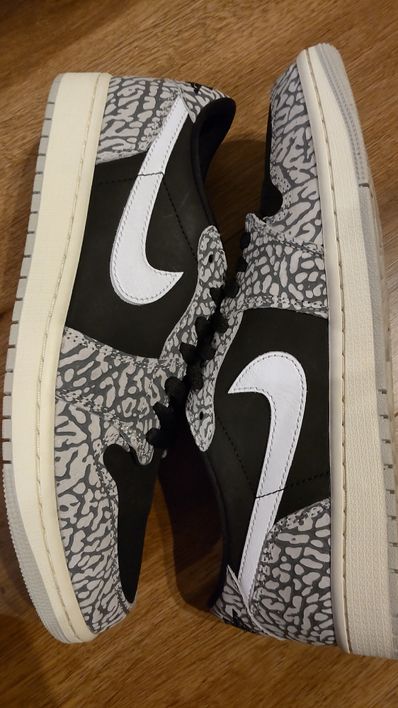 Nike Air Jordan 1 Retro Low OG "Black Cement"