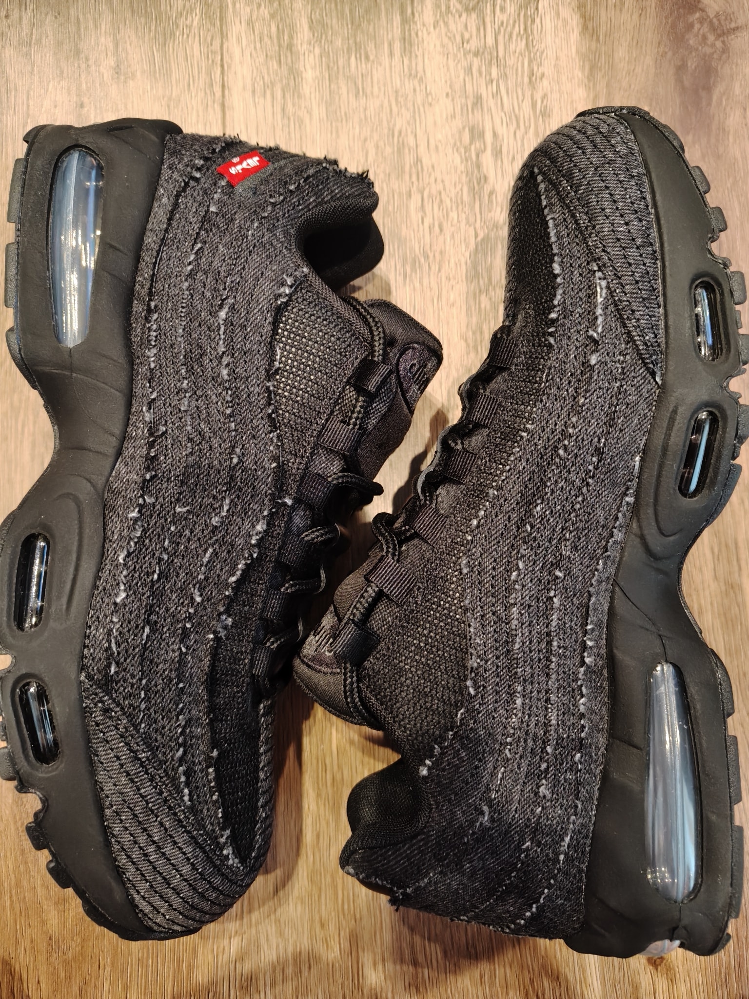 Levi's × Nike Air Max 95 OG "Denim Black"