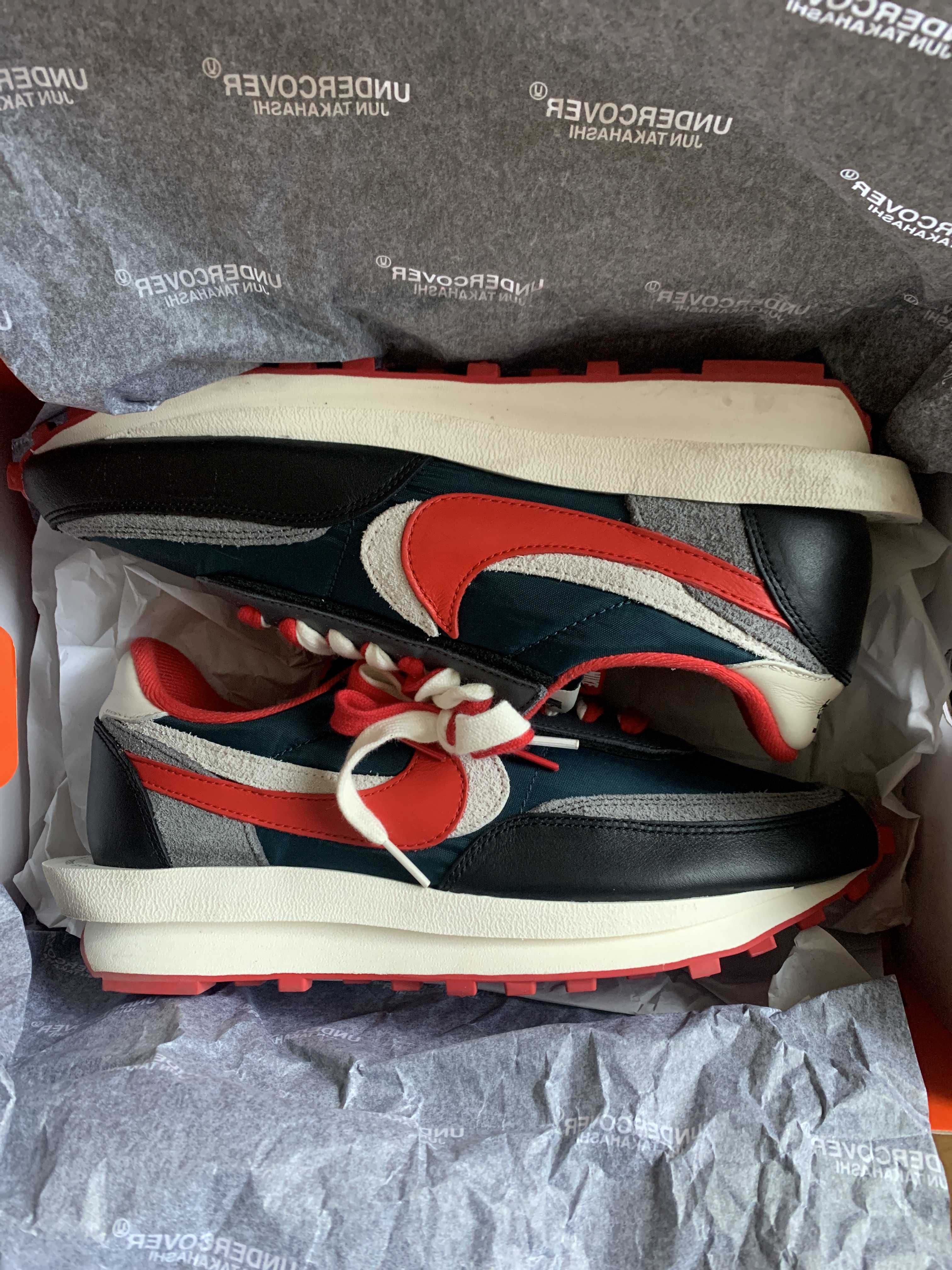 UNDERCOVER × sacai × Nike LD Waffle "Midnight Spruce/Pale Ivory-Dark Grey-University Red"