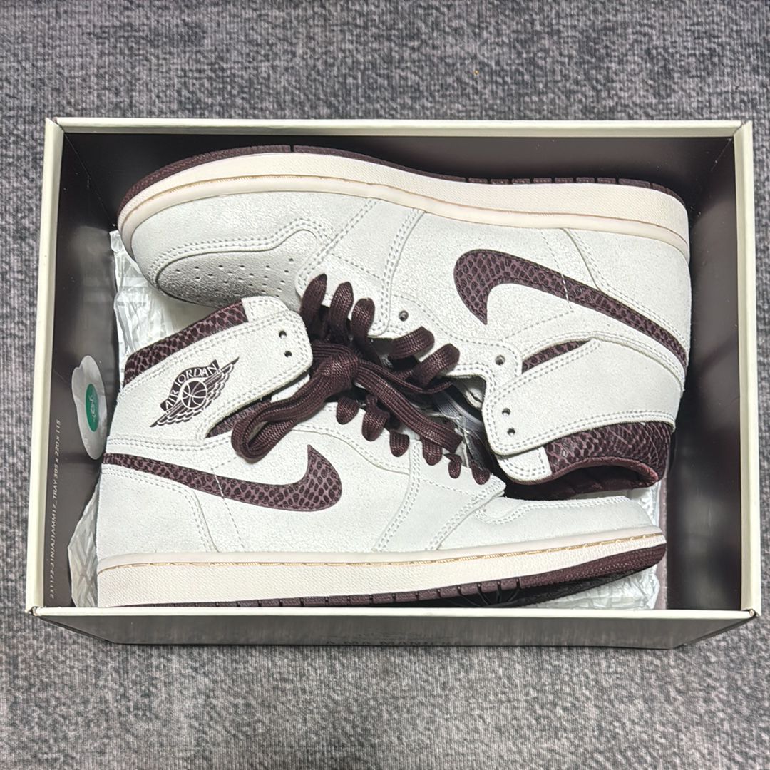 A Ma Maniere × Nike Air Jordan 1 Retro High OG "Sail and Burgundy"