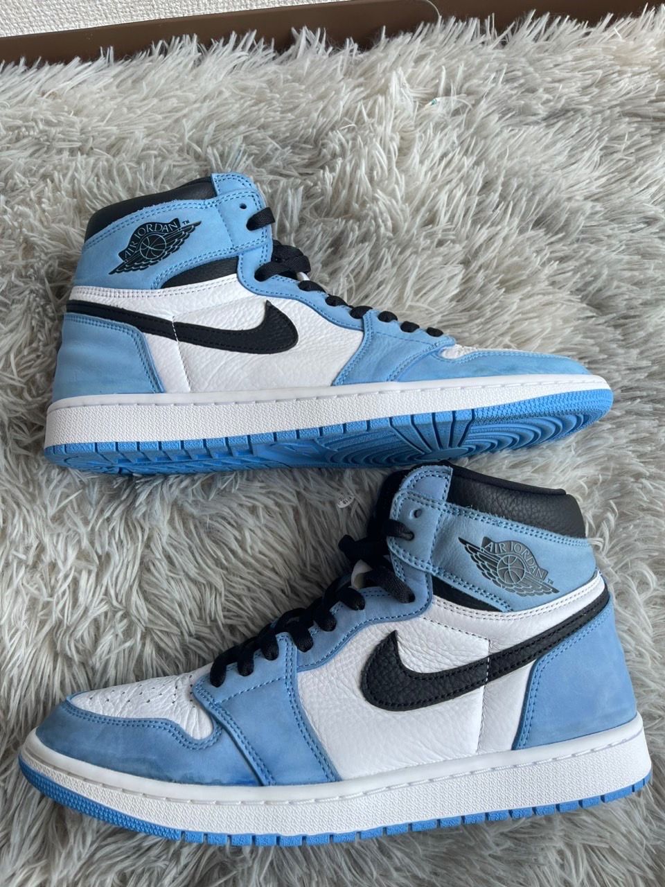 Nike Air Jordan 1 High OG "University Blue"