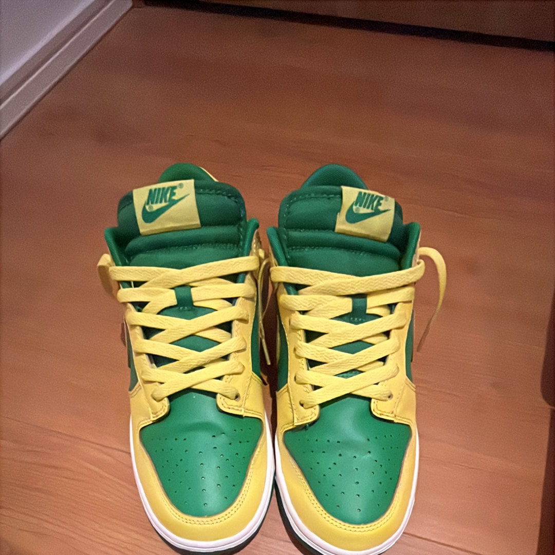 Nike Dunk Low "Reverse Brazil"