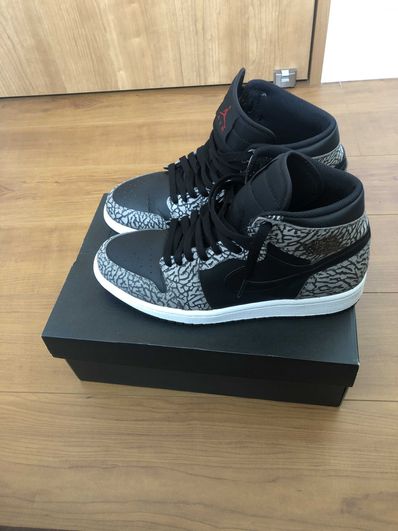 Nike Air Jordan 1 Retro High "Un-Supreme"