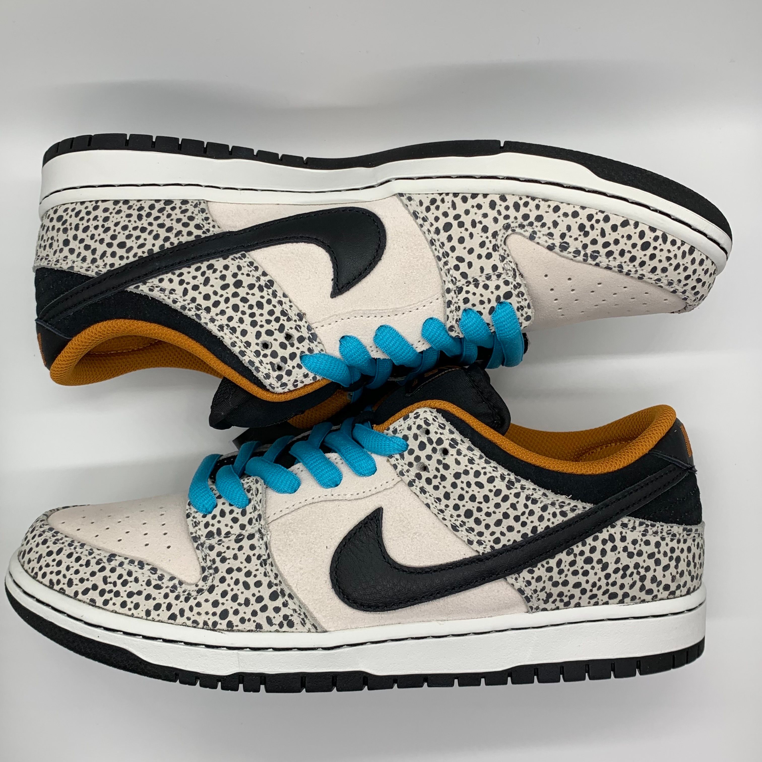 Nike SB Dunk Low Pro Electric Safari "Phantom and Black"