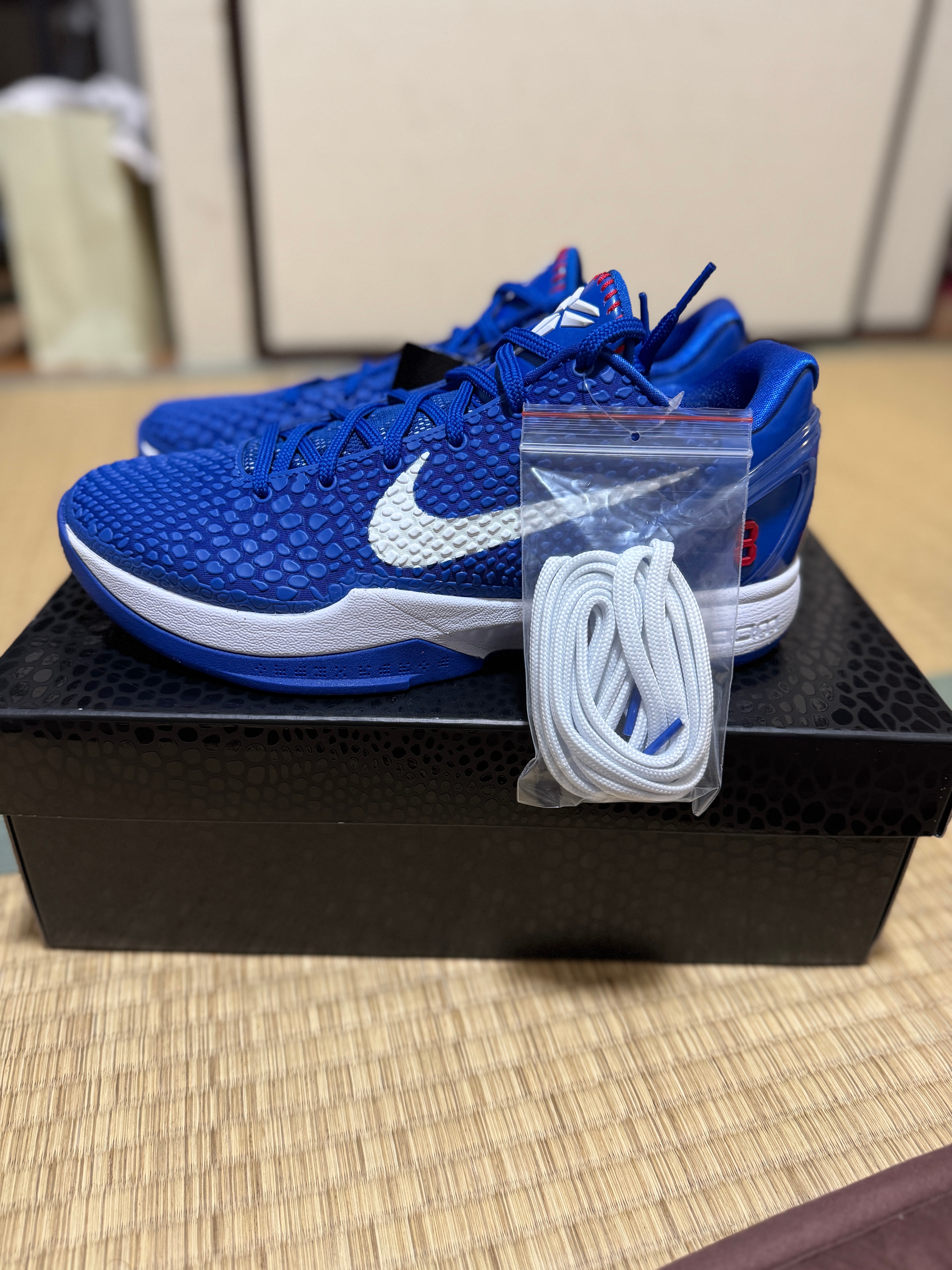 ナイキ コービー6 プロトロ "ドジャース/ゲームロイヤル"