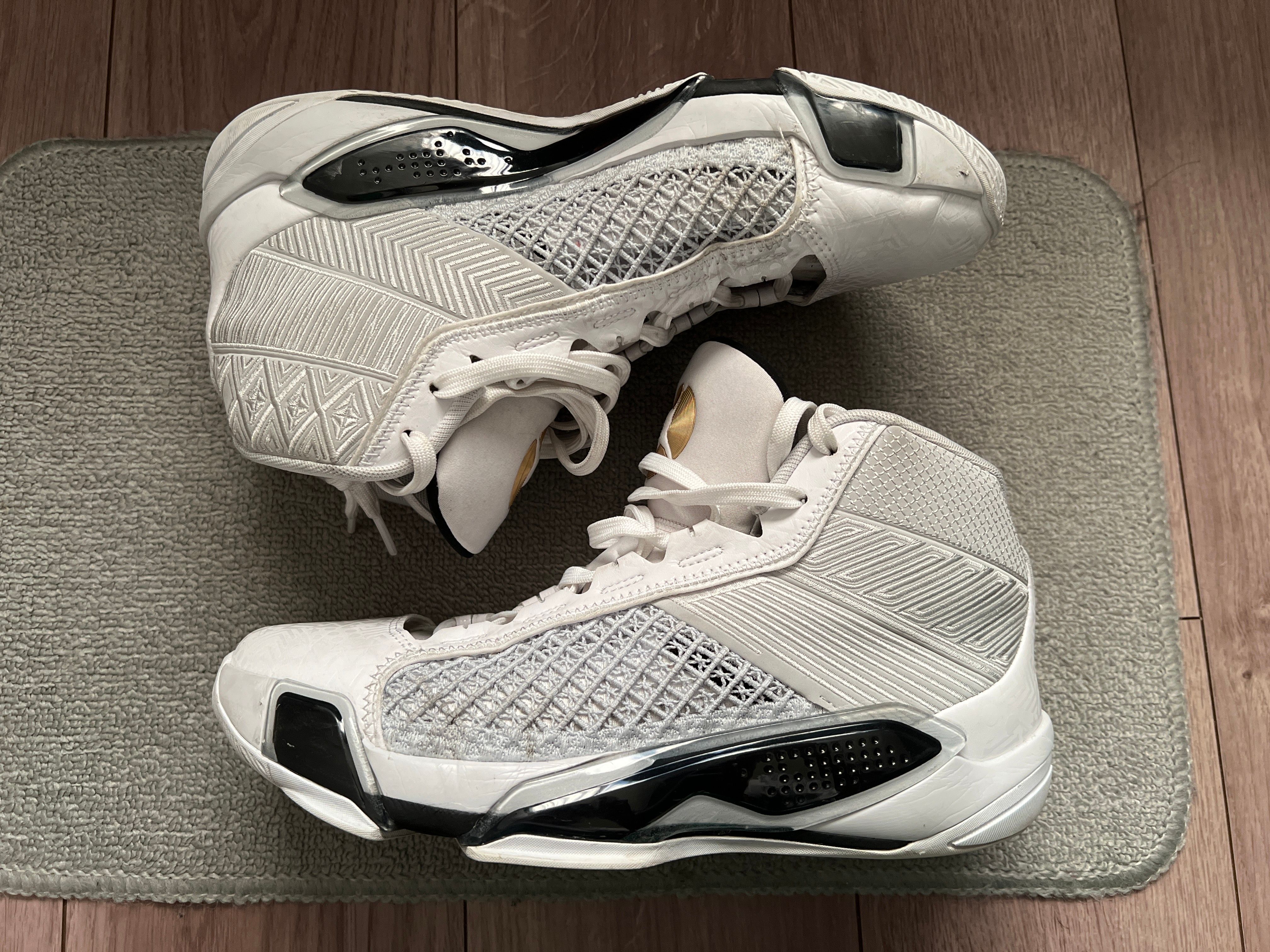 ナイキ エアジョーダン38 "フィバ"