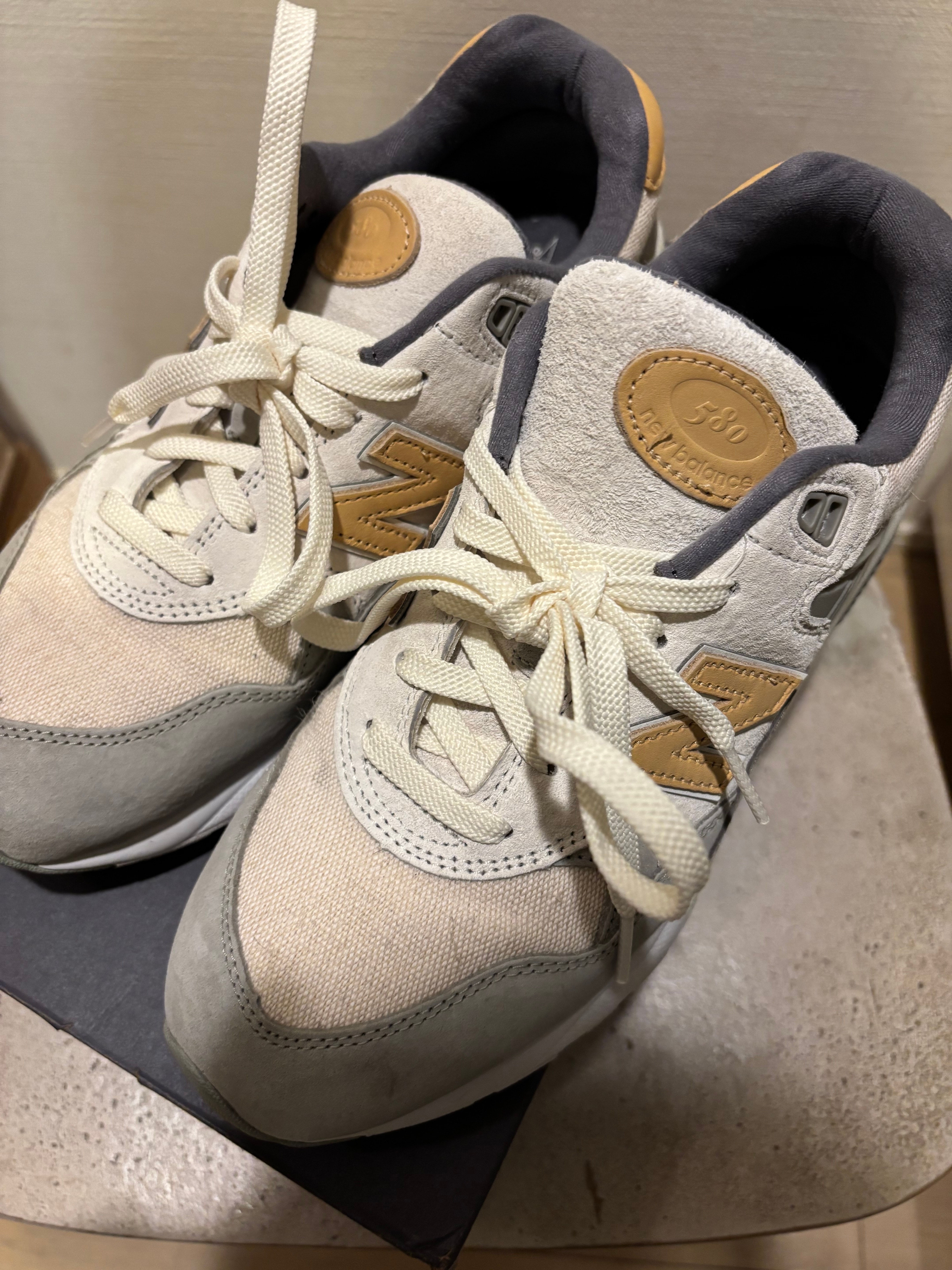 KITH × New Balance 580 "Malibu"