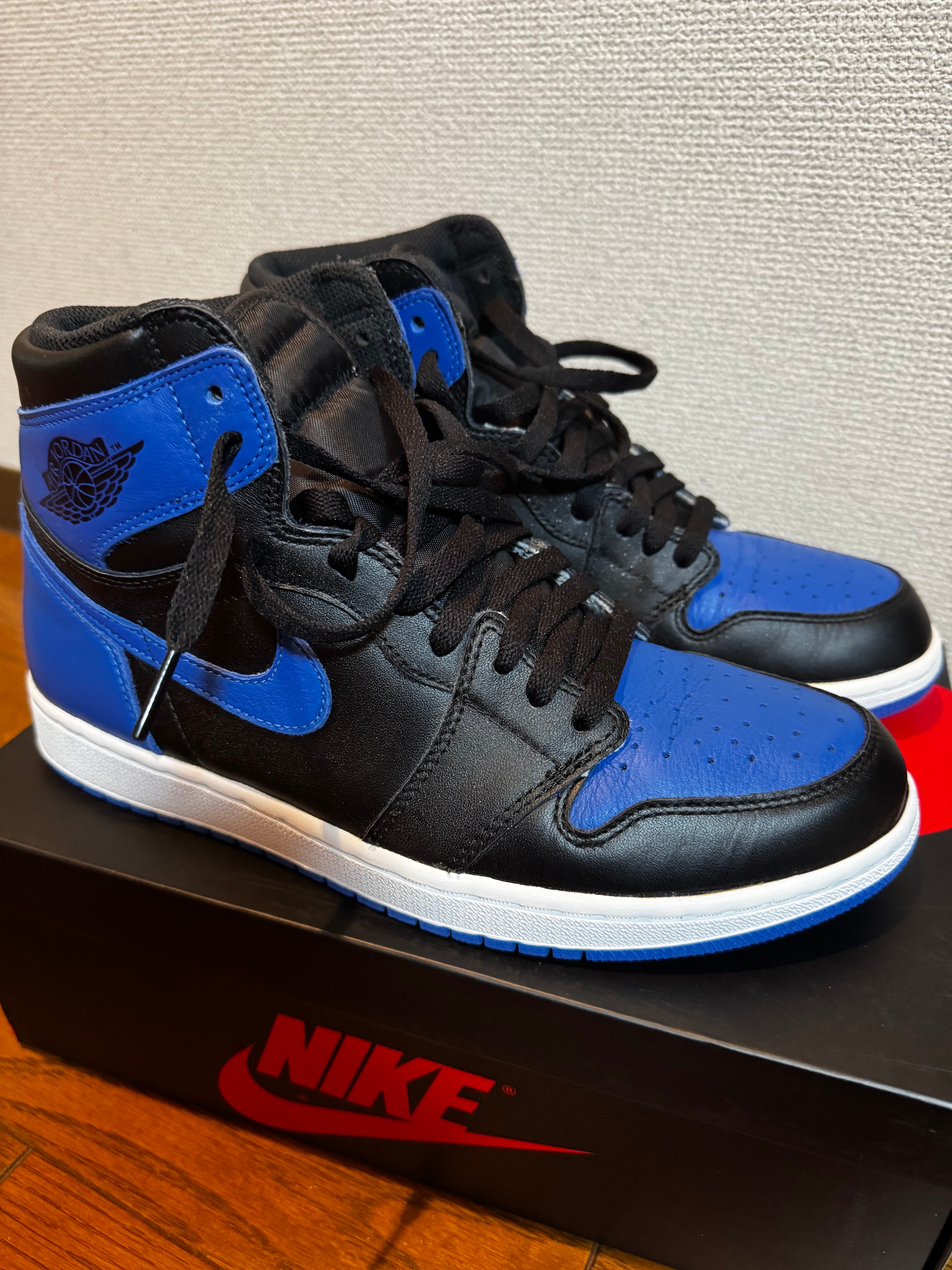 Nike Air Jordan 1 Retro High OG "Royal" (2017)