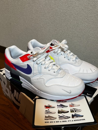 AIR MAX 1 "EVOLUTION OF ICONS"