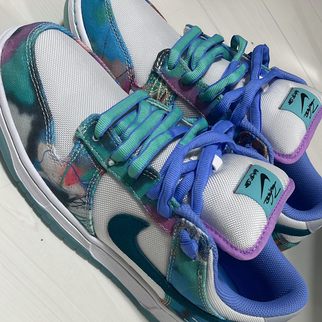 Futura × Nike SB Dunk Low "White and Geode Teal"