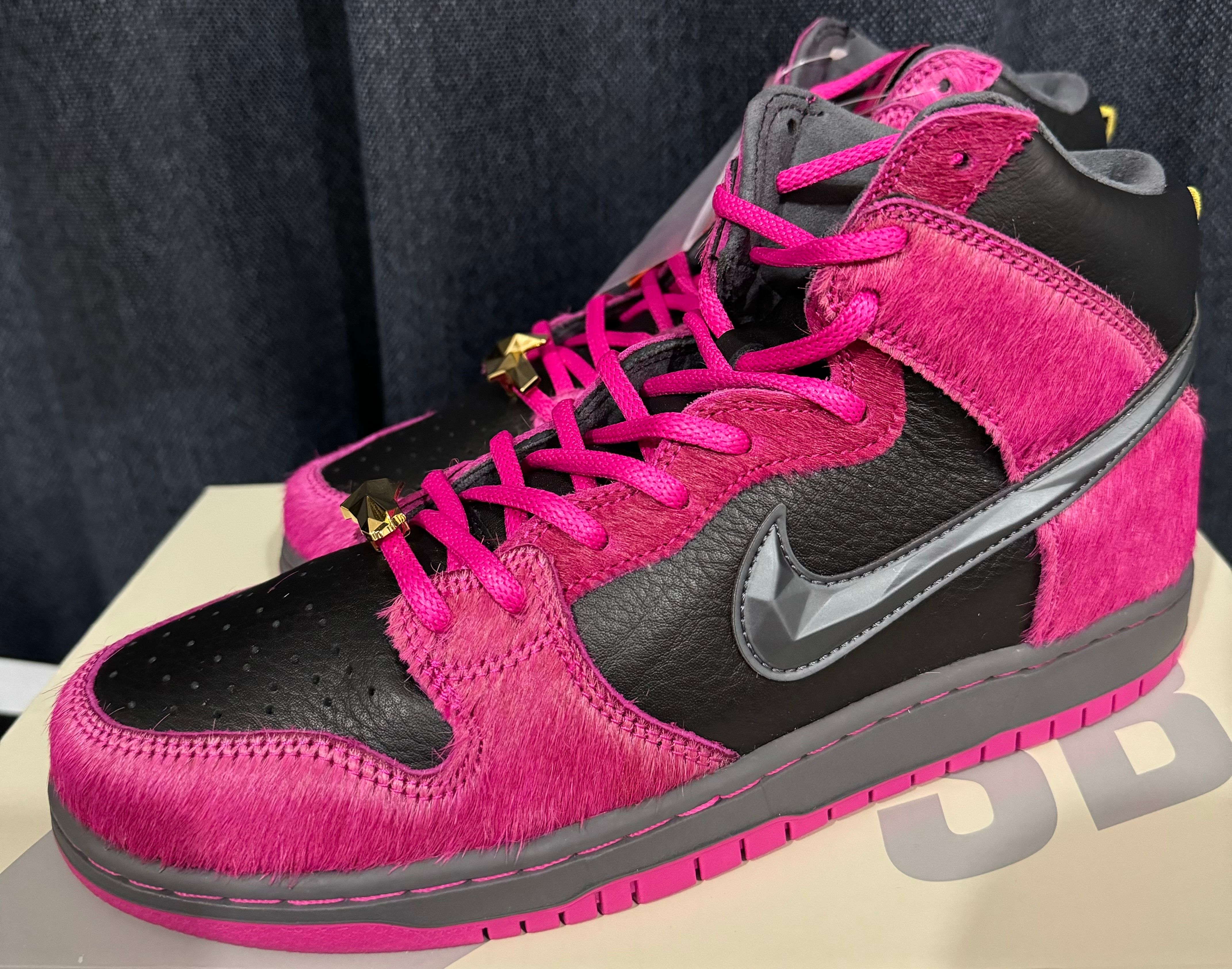 Run The Jewels × Nike SB Dunk High "Active Pink and Black"