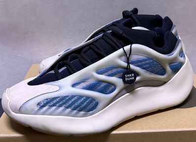 adidas YEEZY 700V3 "Kyanite"