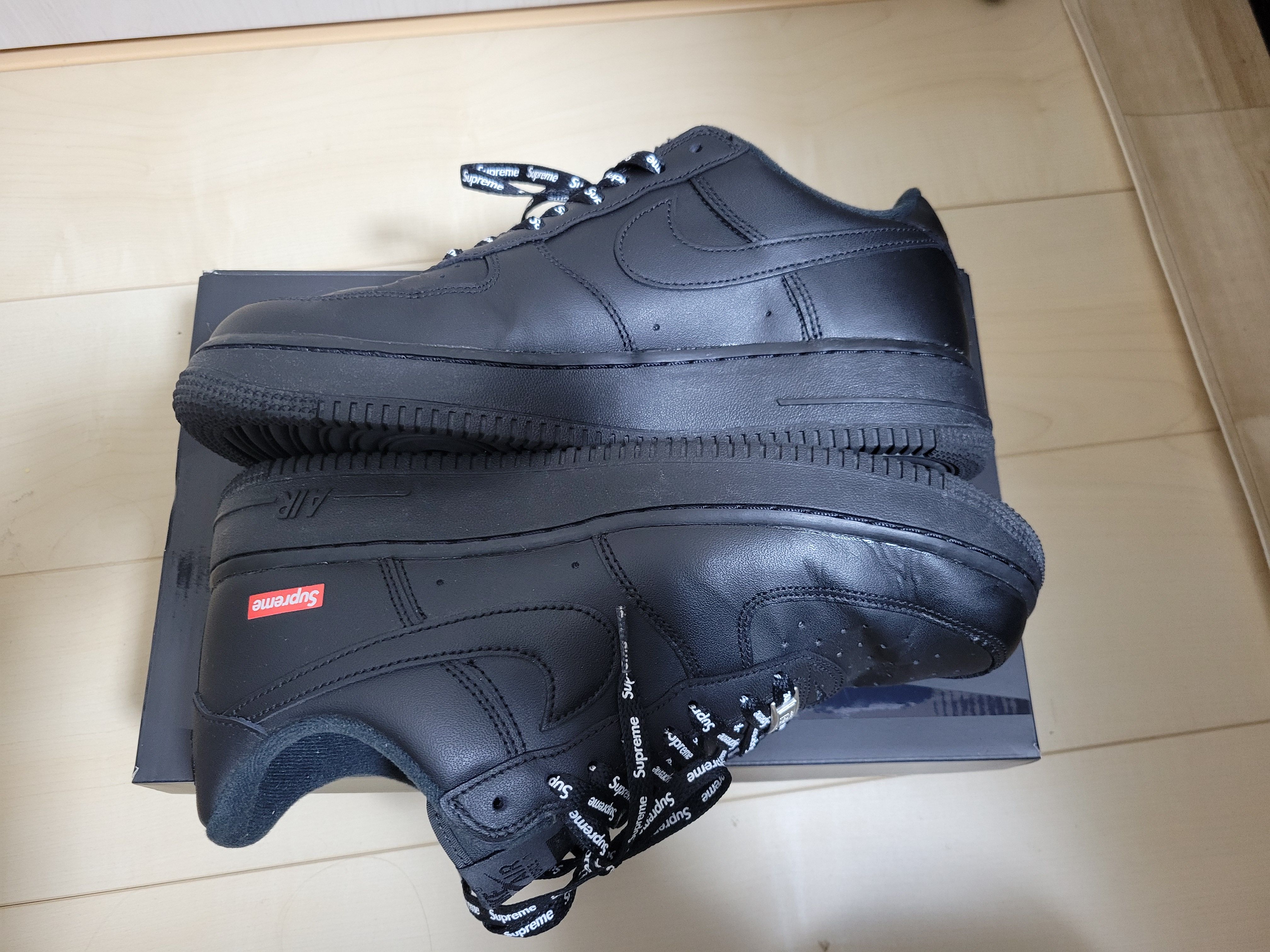 Supreme × Nike Air Force 1 Low "Black"